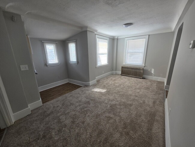 1665 Pagel Ave