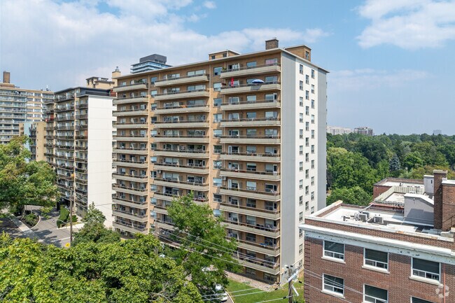 Photo - 111 Lawton Boulevard