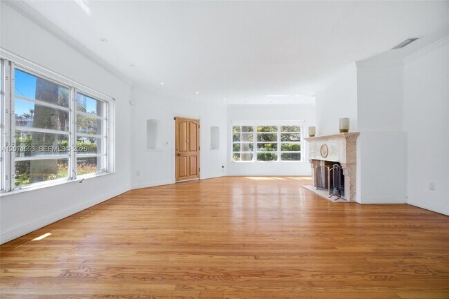 Photo - 2300 S Miami Ave