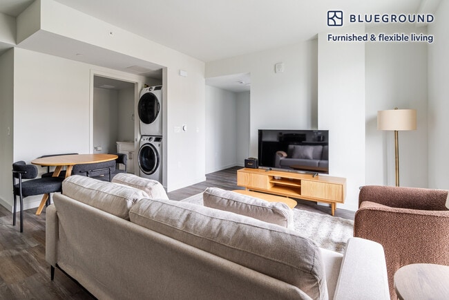 Photo - 2077 Haste St Unidad FL3-ID1824