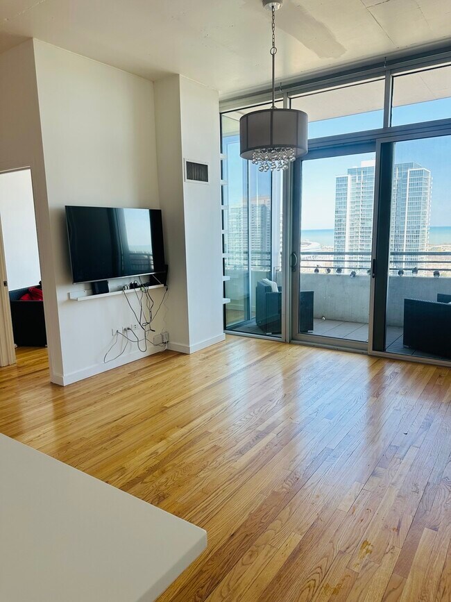 Photo - 1720 S Michigan Ave