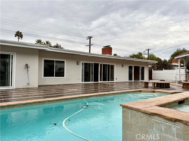 Photo - 24204 Calvert St