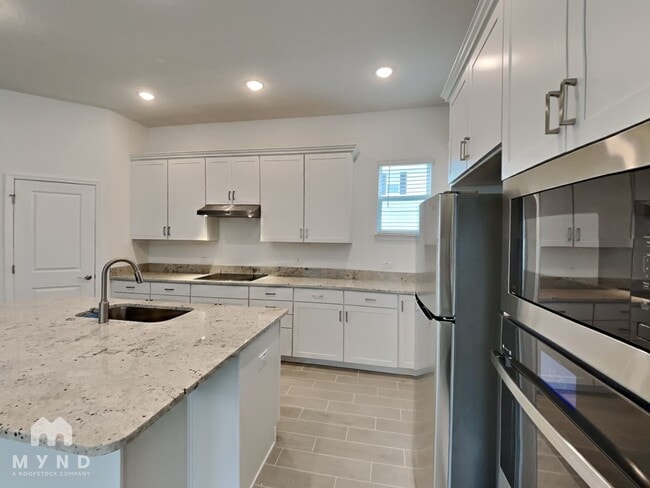 Photo - 762 Middleton St