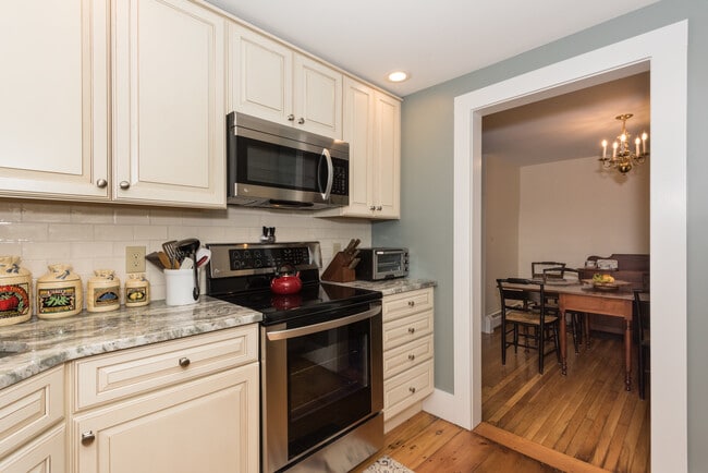 Photo - 69 Dennett St