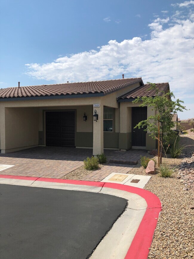 Photo - 2669 Crystal Blue St