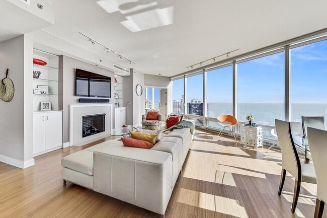 Photo - 340 E Randolph St Unit 4901