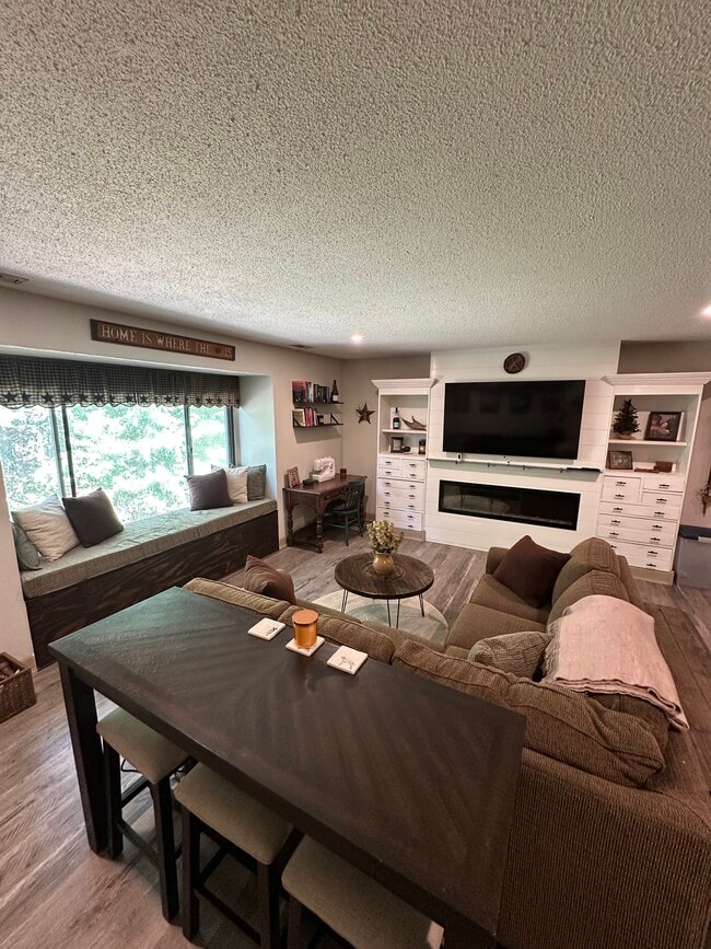 Photo - 15 Thayer Pond Dr Unit 8