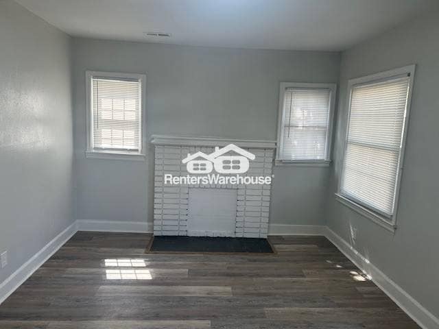 Photo - 1601 Center St S