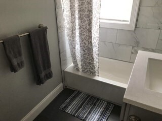 Photo - 2 Mullen Ct Unit 2