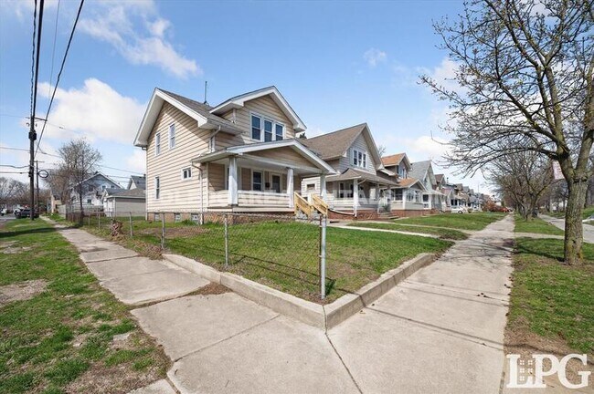 Photo - 630 Colima Dr