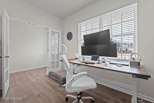 Photo - 280 Roberts Pl