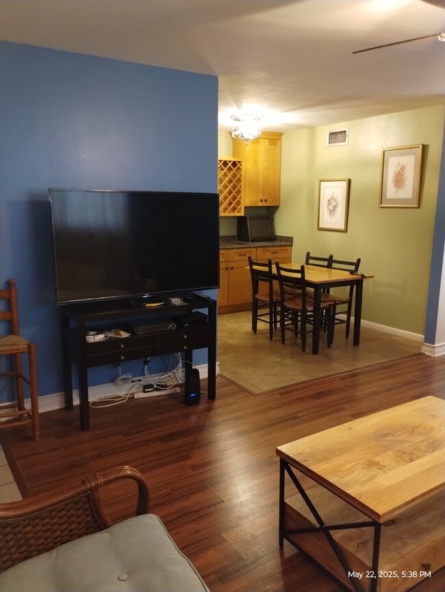 Building Photo - 401 Monroe Ave Unit C202 Rental