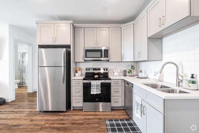 1BR, 1BA - 598SF - Kitchen