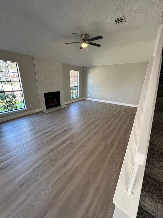 Photo - Come and see this well-kept beautiful home today!