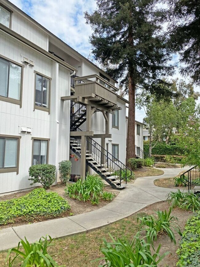 Photo - 1996 Tradan Dr House