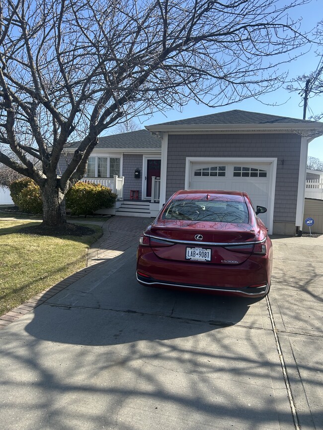 Photo - 49 Broadway Ave