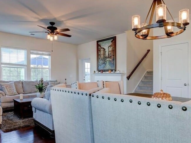 Photo - 4107 Hickory View Dr