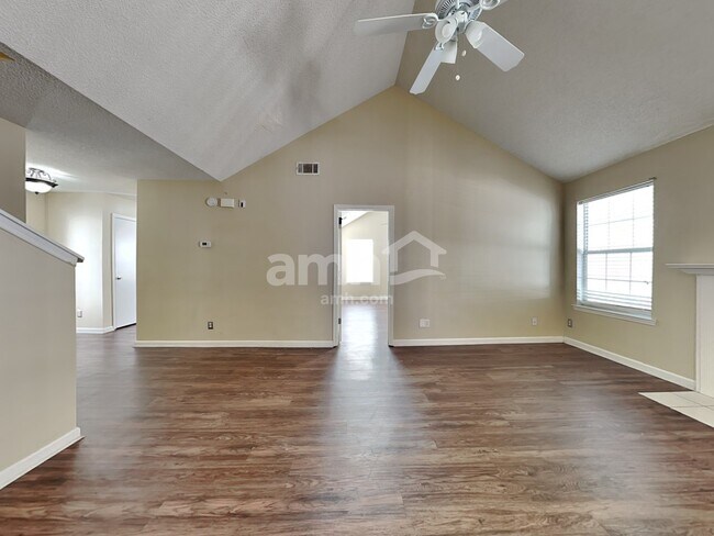 Photo - 245 Sugar Mill Drive