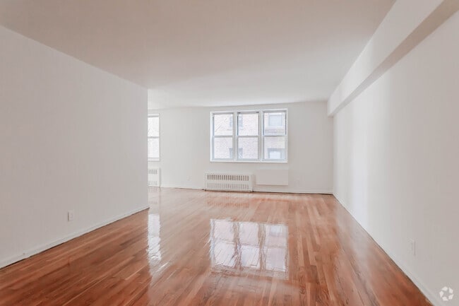 LIVING AREA 1BR