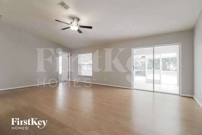 Photo - 927 NW 10th Ave