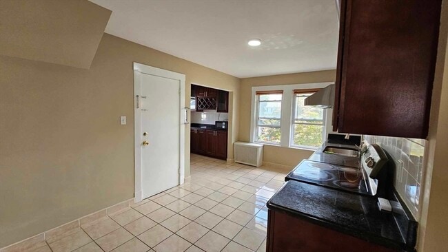 Photo - 13 Beacon St Unit 13