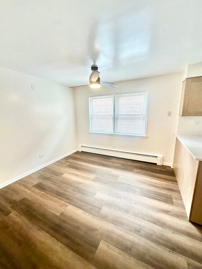 4636 N Sayre Ave Unit 2nd Floor
