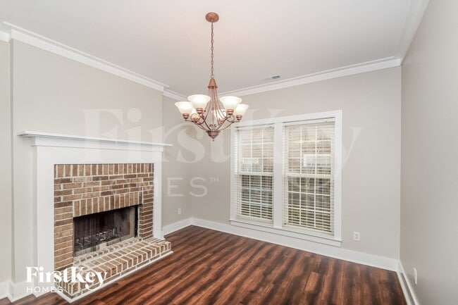 Photo - 209 Nottingham Dr