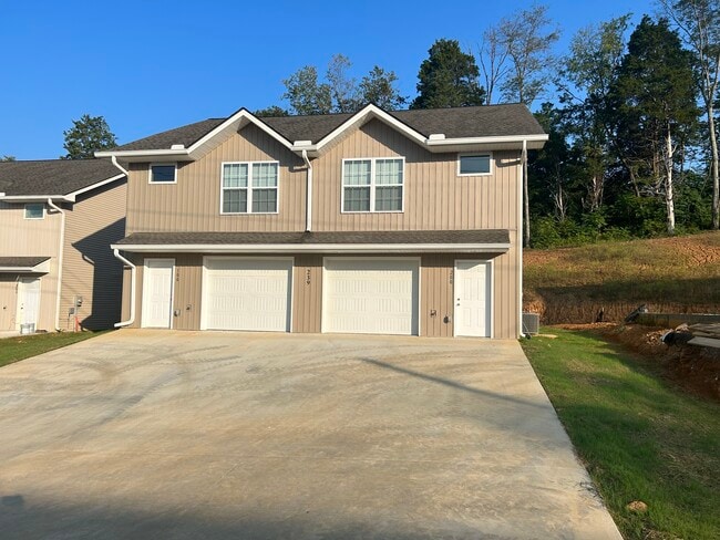 Building Photo - 239 Keswick Dr Rental
