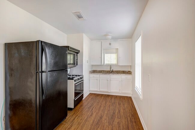 Photo - 309 Second St Unit UPPER