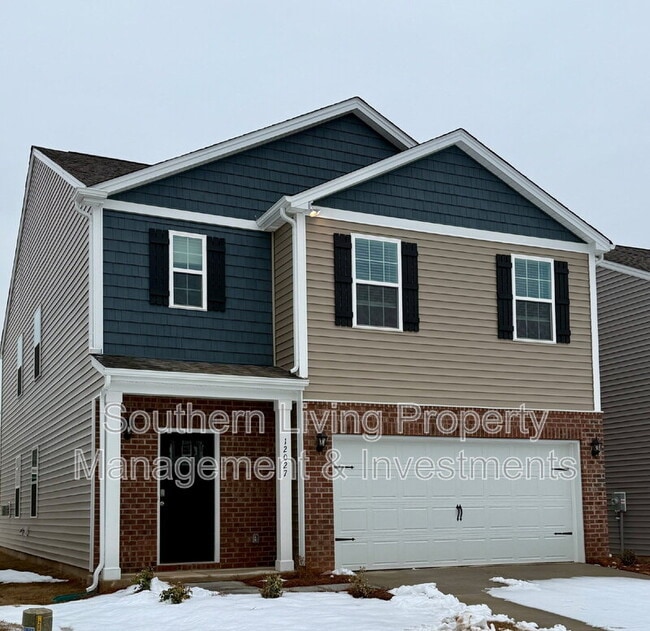 Building Photo - 12027 Zazu Wy