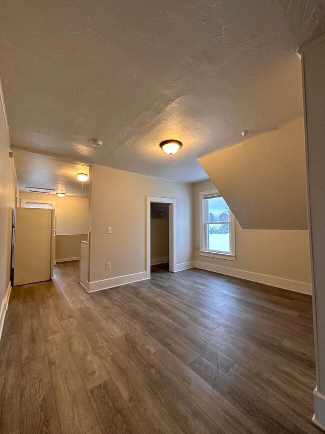 Photo - 248 N Franklin St Unit Upper Level  C