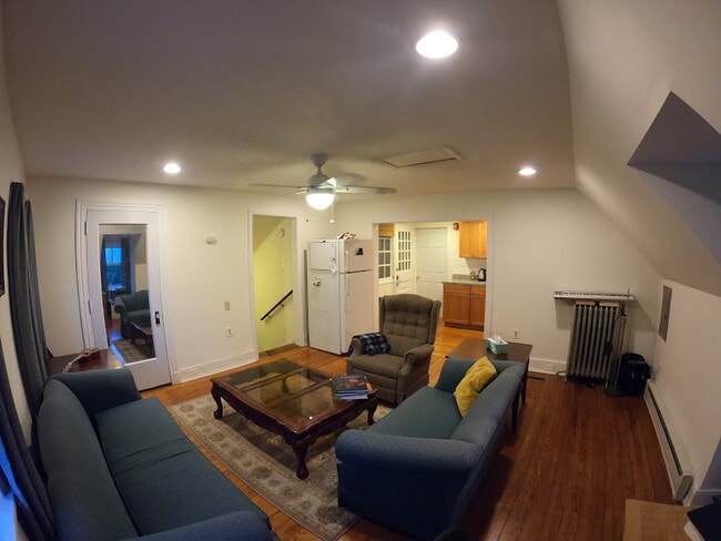 Photo - 424 N High St Apartments Unit 6