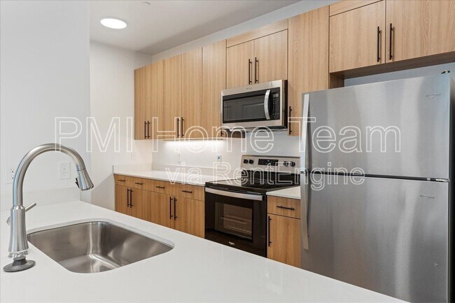 Photo - 3378 Washington Blvd Unit 101