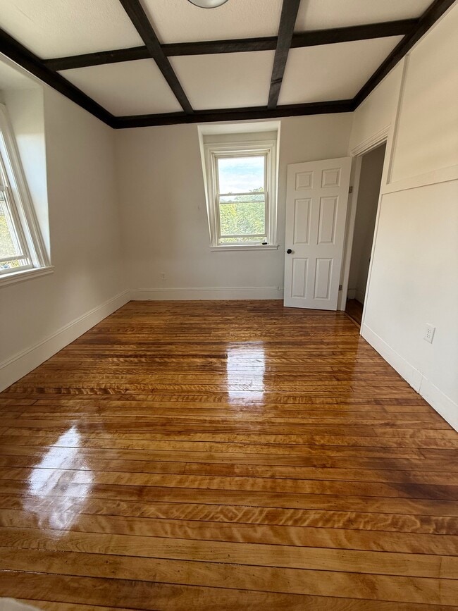 22 Park St Unit 3