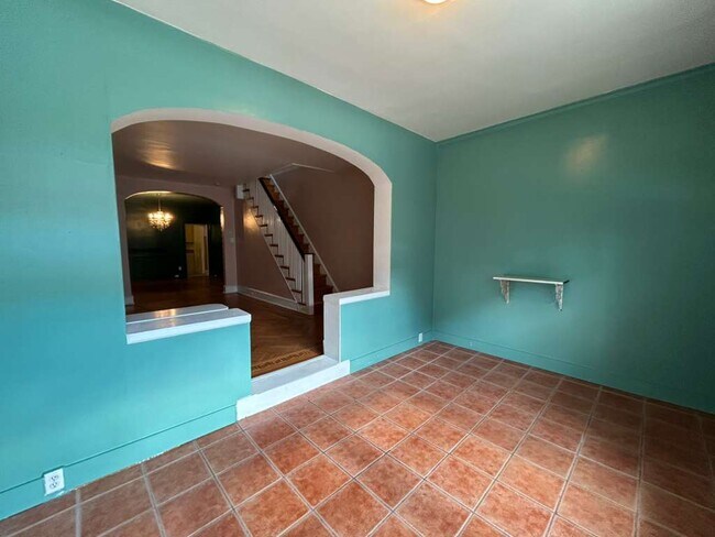 Photo - 4747 Sansom St