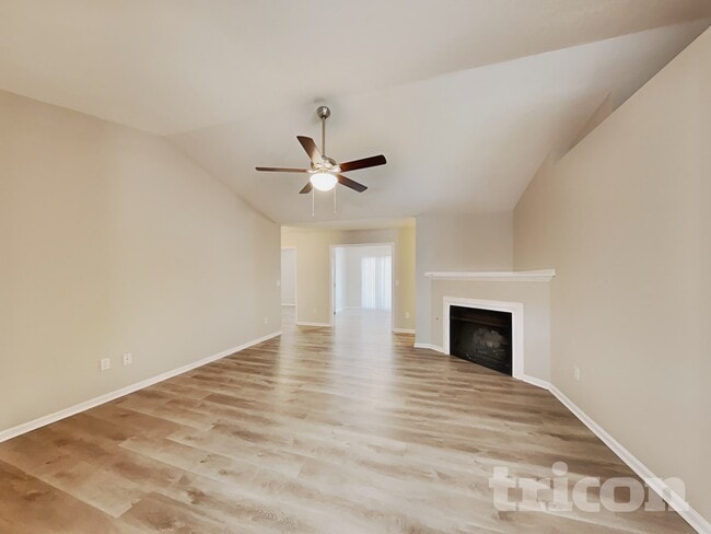 Photo - 110 Kingscreek Dr