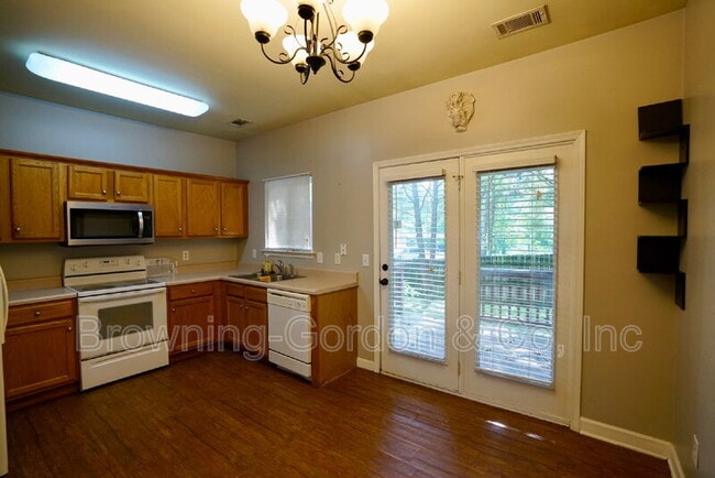 Photo - 3535 Bell Rd