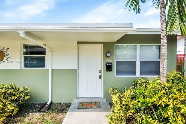Photo - 1015 SW 30th St Unit 1015