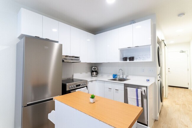 Photo - Harborside Flats