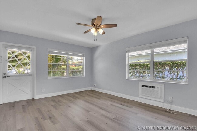 112 Sandal Ln Unit 4