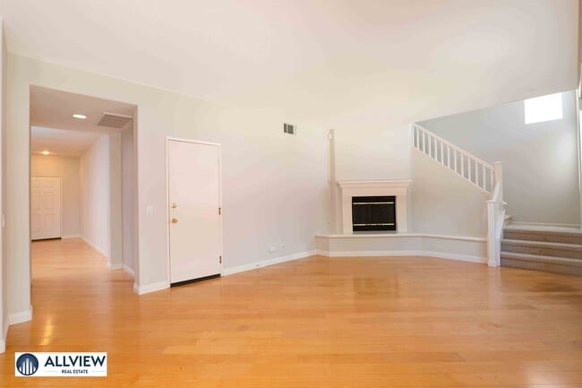 Photo - Beautifully Updated 4 Bedroom Single Family Home in Peaceful Glen Willow, West Irvine