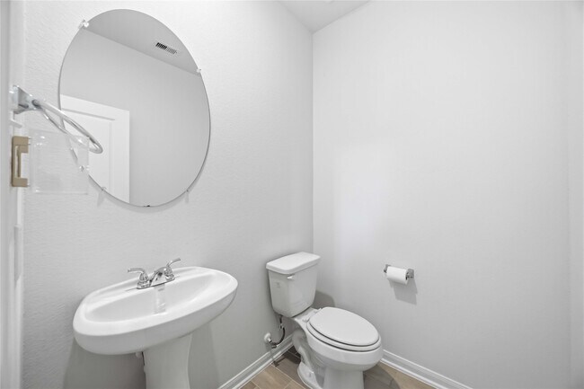 Photo - 2402 Mount Dana Dr