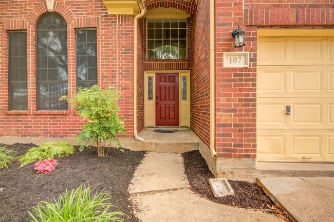 Photo - 107 Mango St