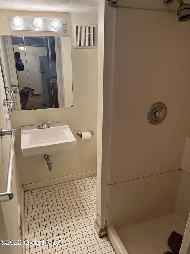 Photo - 106 Braintree St Unidad Bsmnt