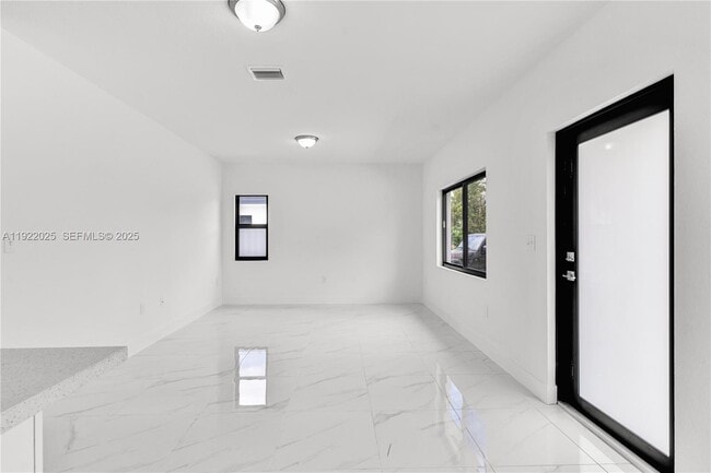 Photo - 11970 SW 213th St