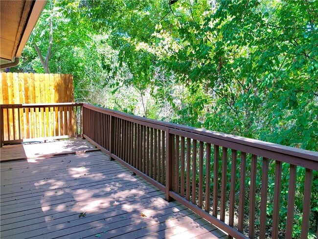 Photo - 1903 Fairlawn Ln Townhome