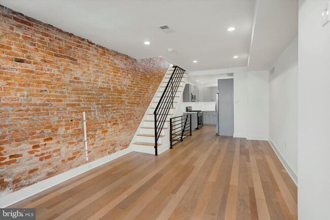 Photo - 2636 Manton St