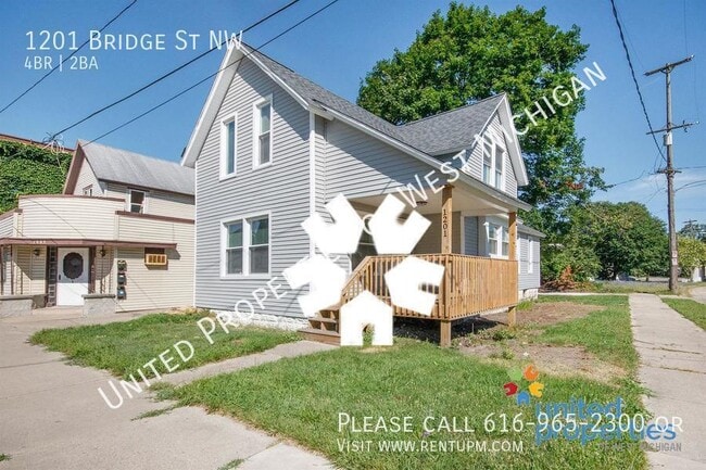 Photo - 1201 Bridge St NW