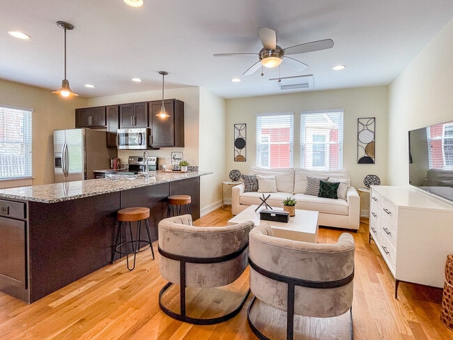 Photo - 920 Grand Ave Unit 1