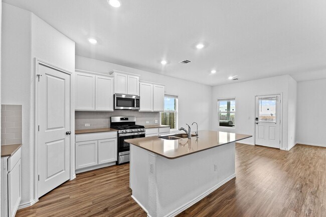 Photo - 129 Escondido Cir Unit A